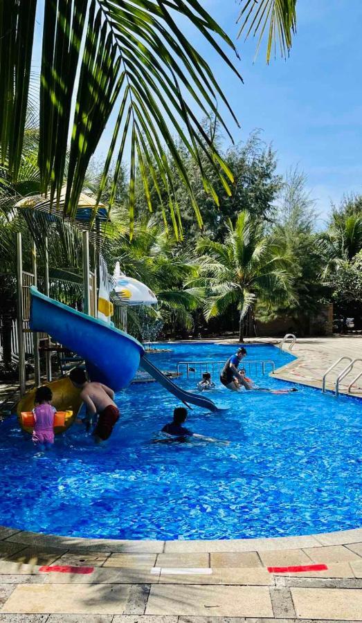 Oceanward Hotel & Resort ロン・ハイ エクステリア 写真