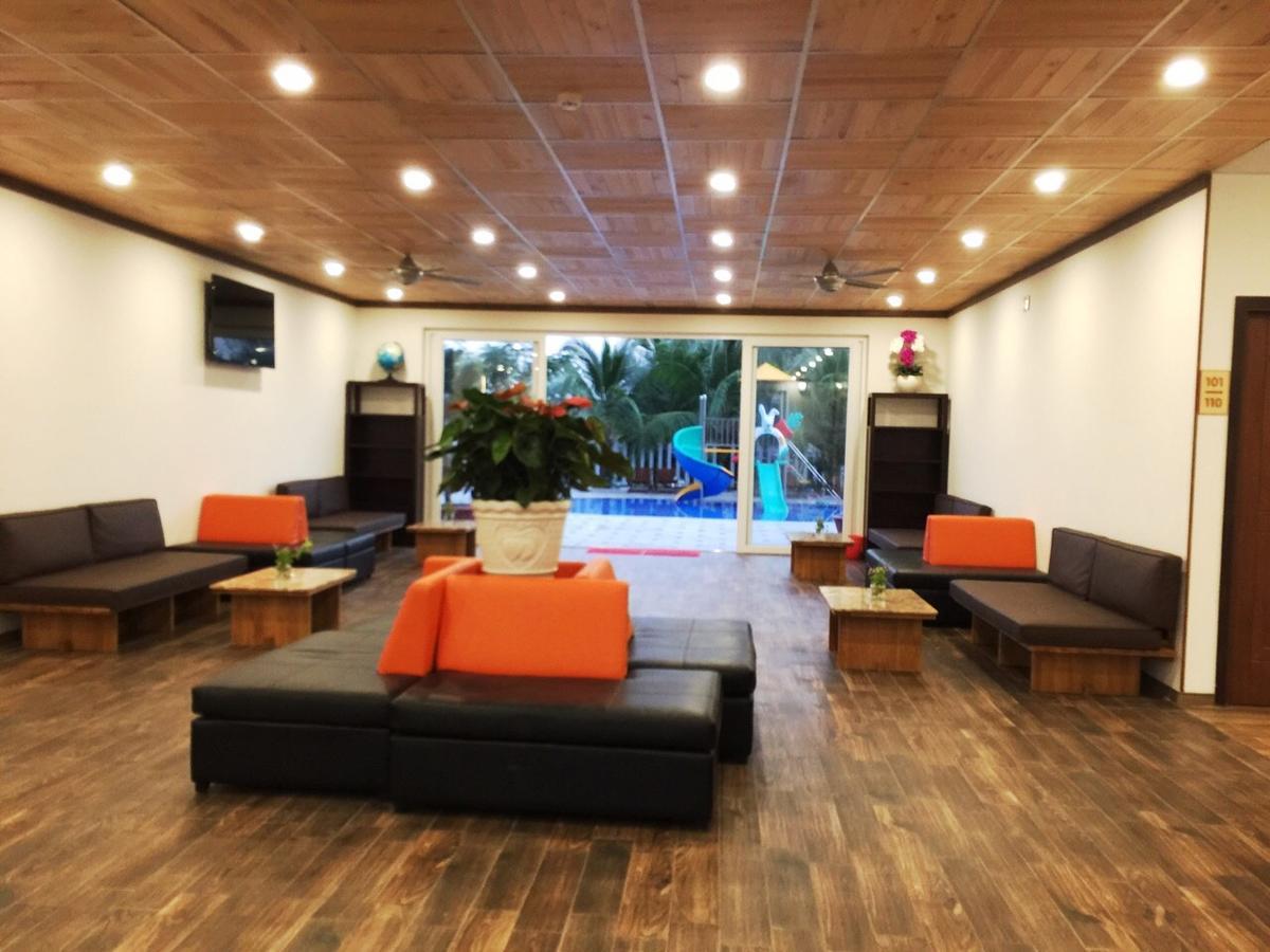 Oceanward Hotel & Resort ロン・ハイ エクステリア 写真