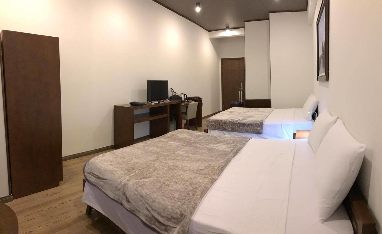 Oceanward Hotel & Resort ロン・ハイ エクステリア 写真
