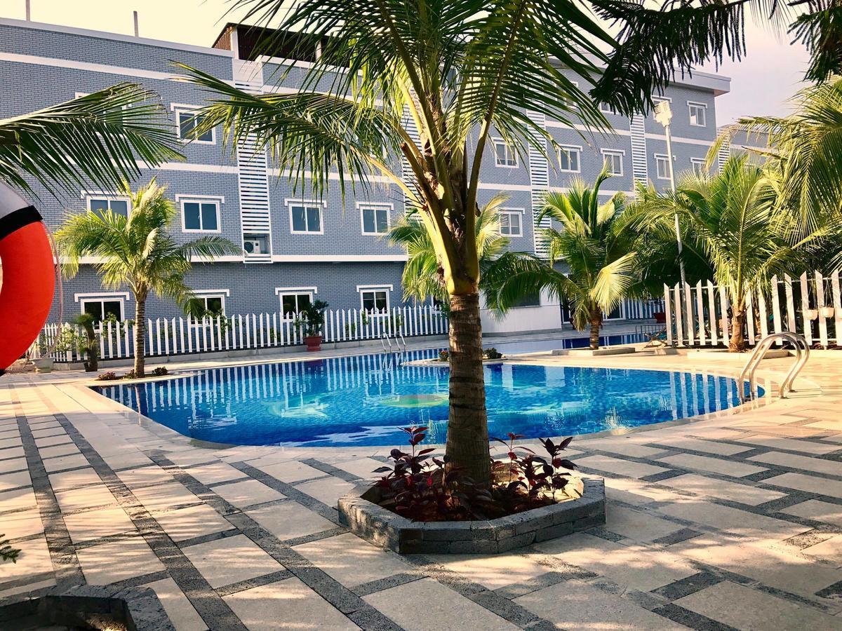 Oceanward Hotel & Resort ロン・ハイ エクステリア 写真