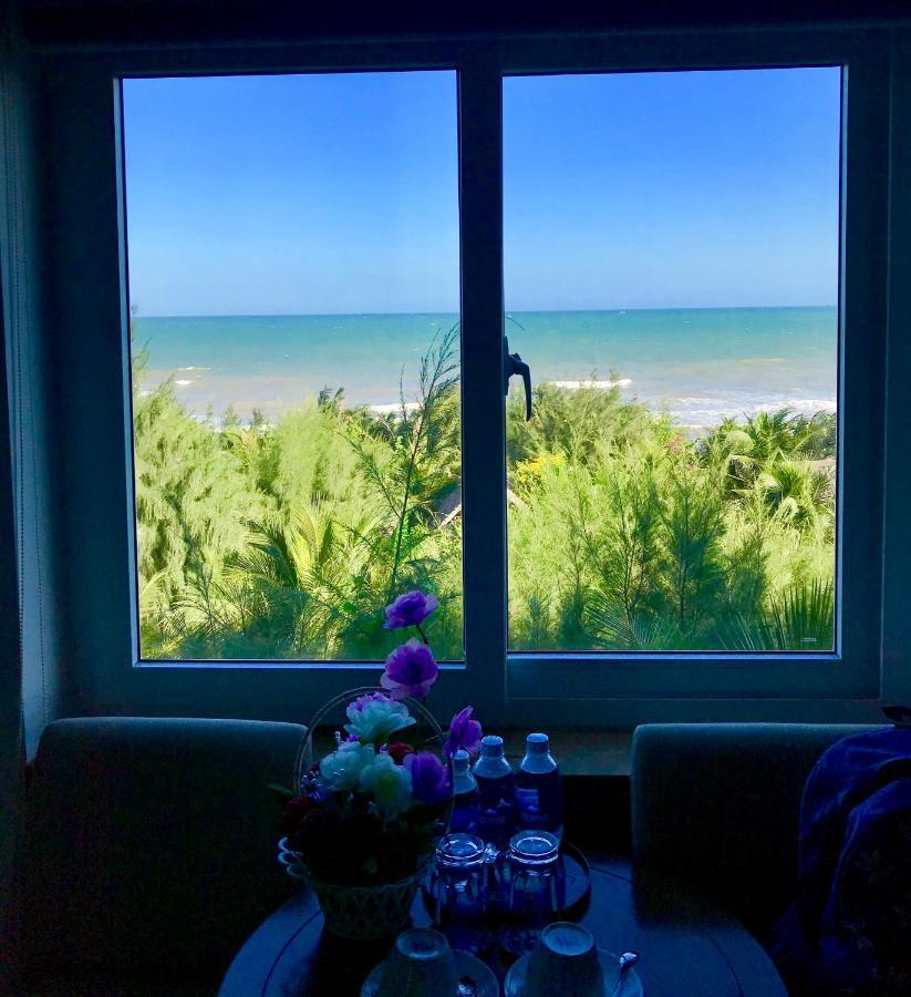 Oceanward Hotel & Resort ロン・ハイ エクステリア 写真